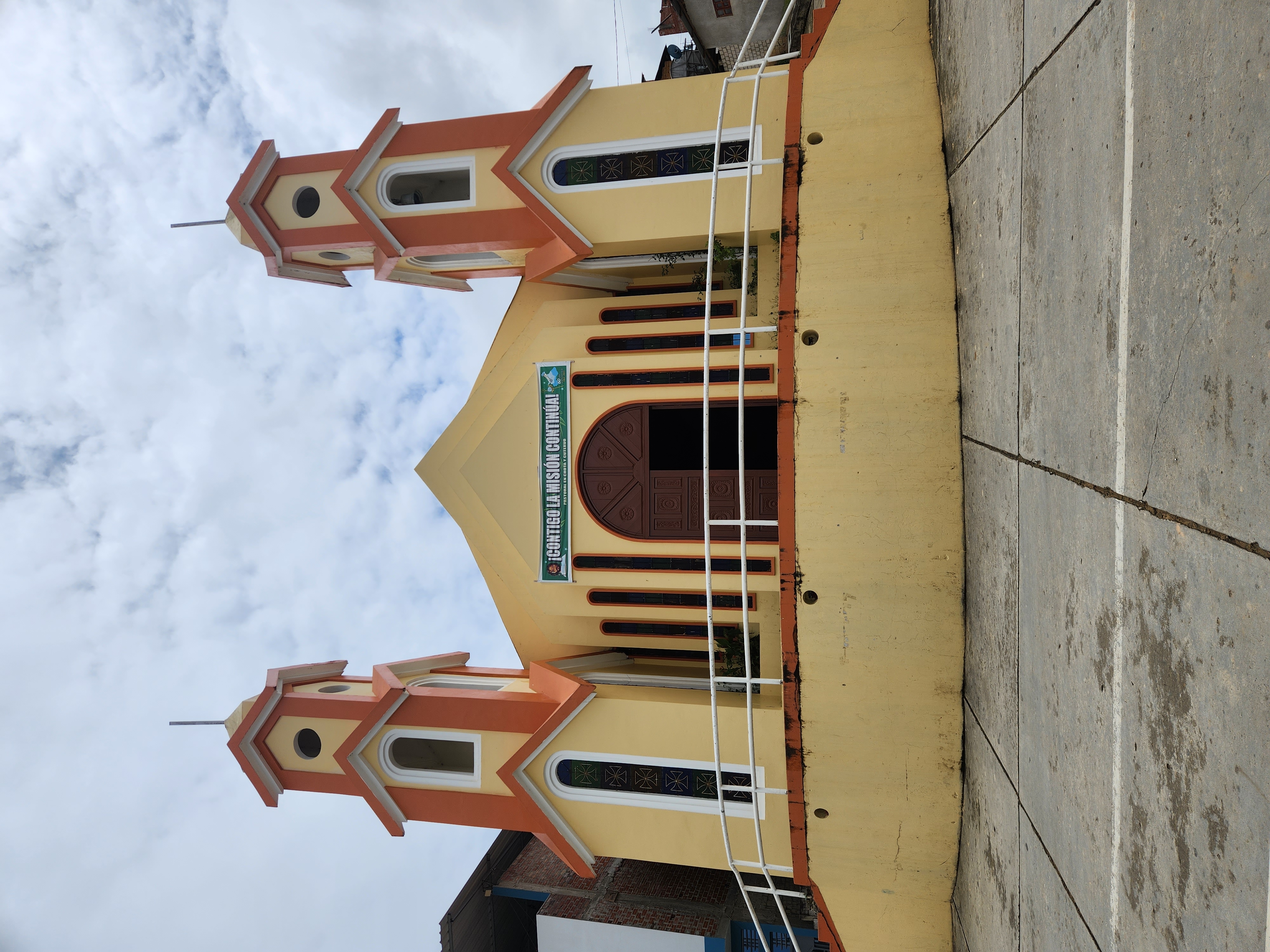 Iglesia de Pimpingos